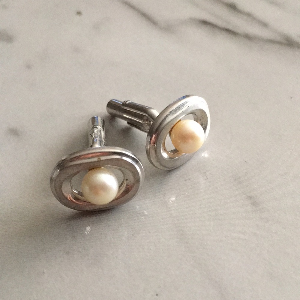 Women’s Vintage Cuff Links
